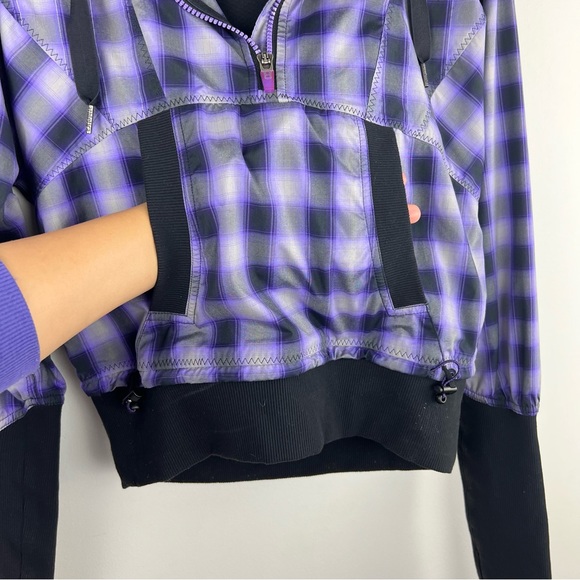 Lululemon Run Reflection Plaid Pullover Oversized Purple cropped Jacket size 6 - Picture 16 of 16